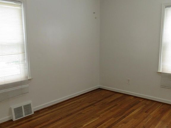 5th image of 28160 Asmus St