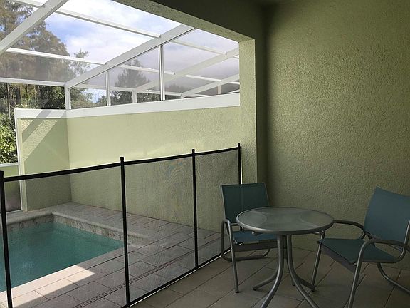 3rd image of 1504 Retreat Cir