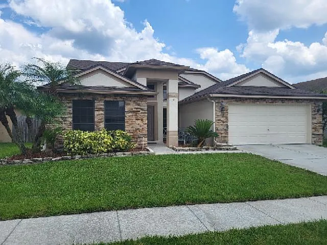 809 Lilac Trace Ln
