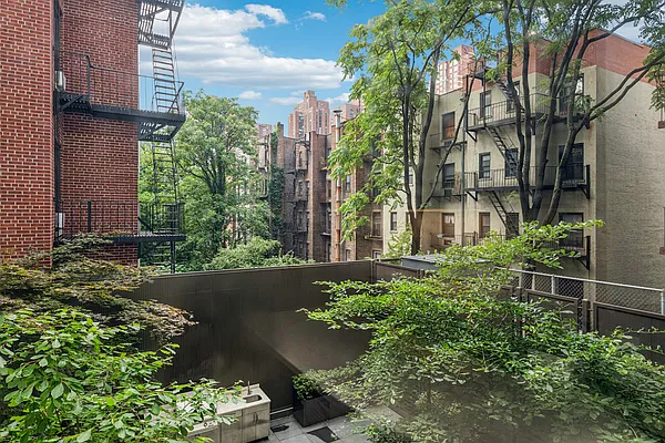 389 East 89th Street #4J in Yorkville, Manhattan | StreetEasy