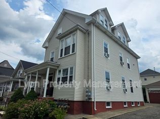 18 Burgess Ave Unit 3, East Providence, RI 02914