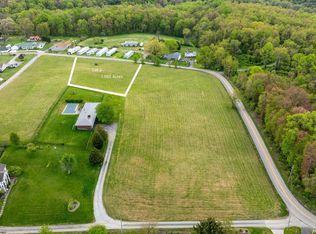 2 Bakers Ridge Rd, Morgantown, WV 26508