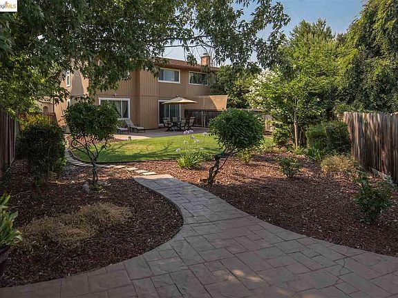 4th image of 1253 Almondwood Dr