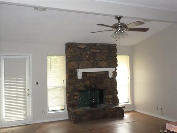 4th image of 4504 S Ironwood Ave W