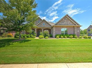 3642 N Jules Verne Ave, Fayetteville, AR 72704