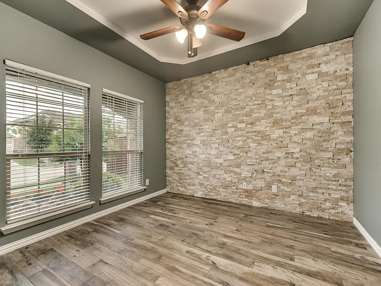 13909 Blueberry Hill Dr — Photo 8