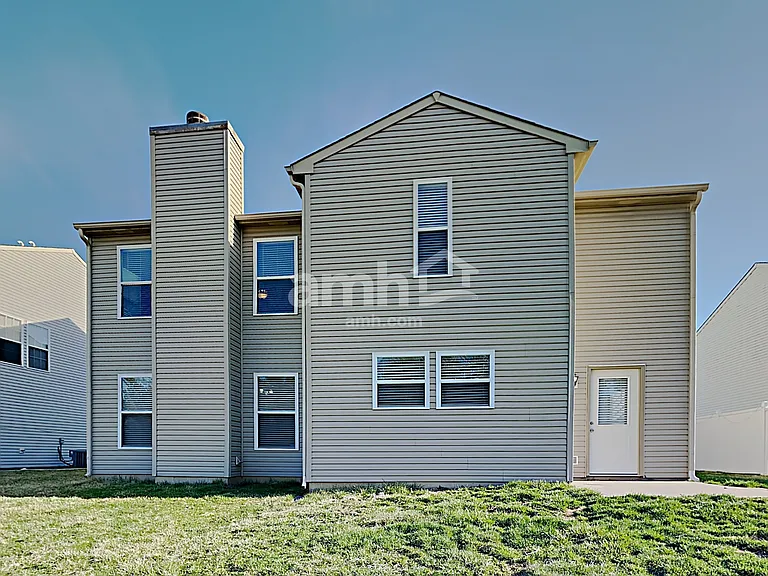 8629 Blooming Grove Dr — Photo 25