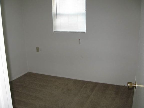 5th image of 478 Lisa Sq APT 202