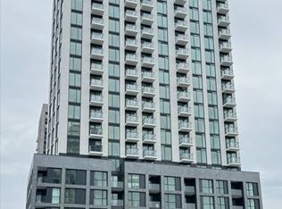 3079 Trafalgar Rd #1803, Oakville, ON L6H 6K7
