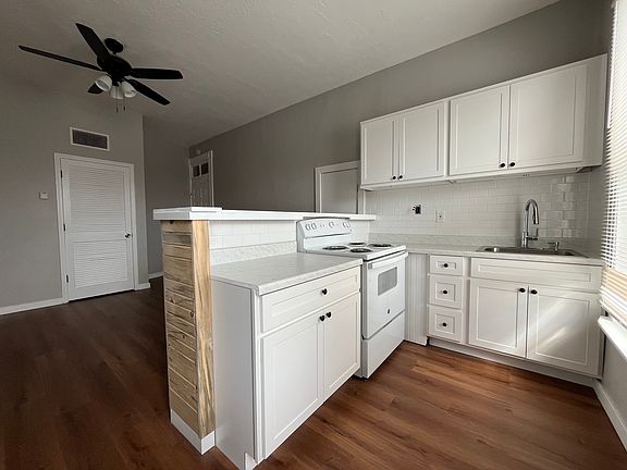 5th image of 222 W Saint Louis St #B