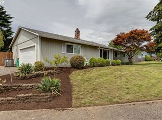 2147 SW 9th Ct, Gresham, OR 97080