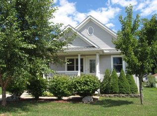 3809 Country Side Dr, Adrian, MI 49221