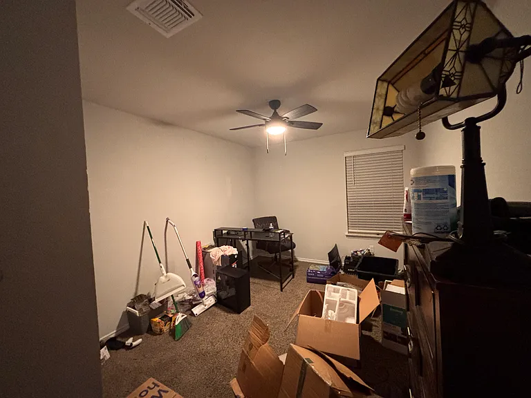 1418 Piedmont St — Photo 3