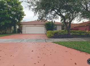 15926 Sw 83 Terr #10, Miami, FL 33193