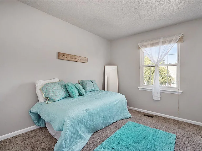 6226 Oakglen Dr — Photo 28