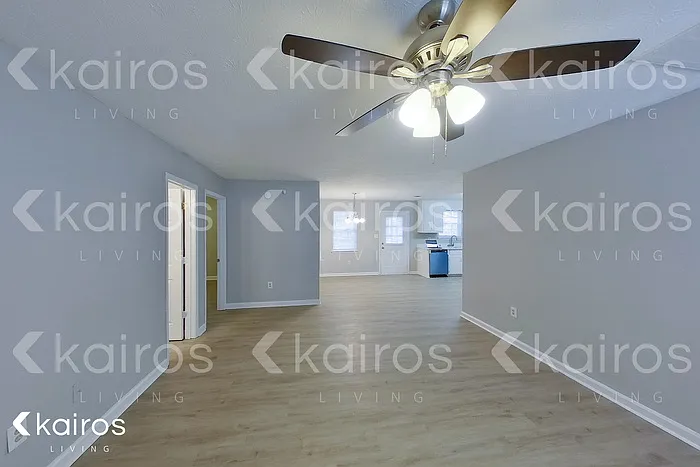 223 Peltry Dr — Photo 2