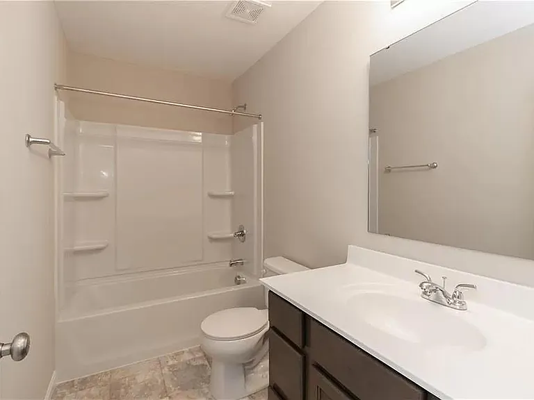 5038 Arling Ct — Photo 2