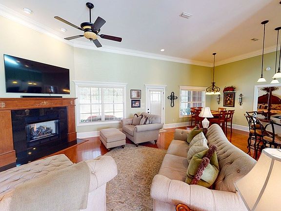 2nd image of 212 Kilkenny Dr