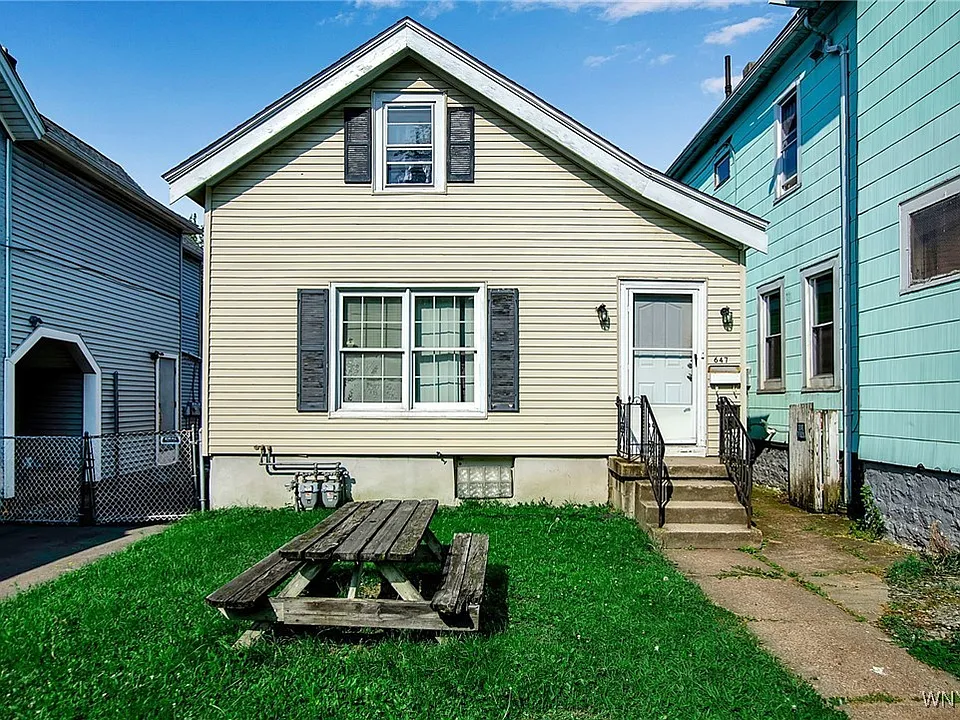 647 Prospect Ave #2