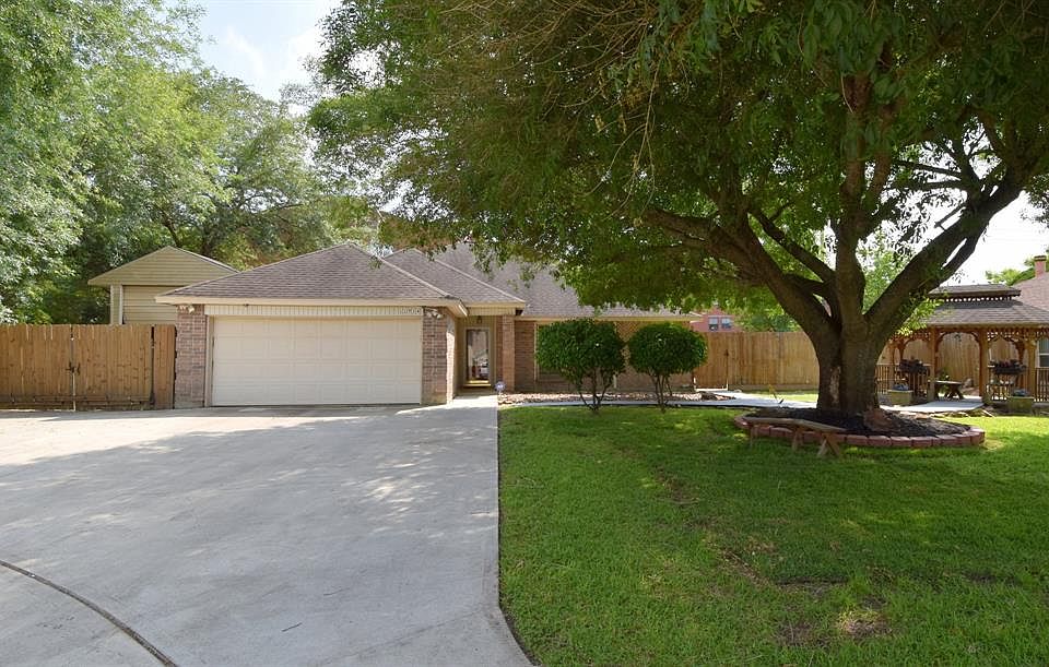 1st image of 11714 Brook Meadow Dr
