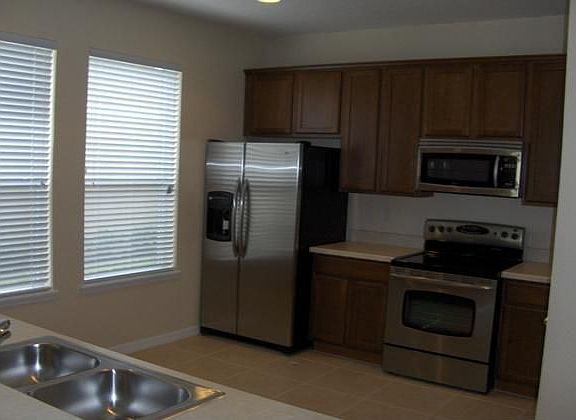 4th image of 10232 Lake District Ln