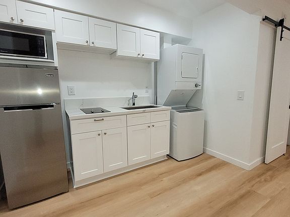 2nd image of 4470-1 51st St