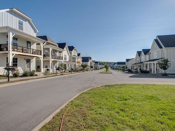 3rd image of 788 Cottage Park Dr