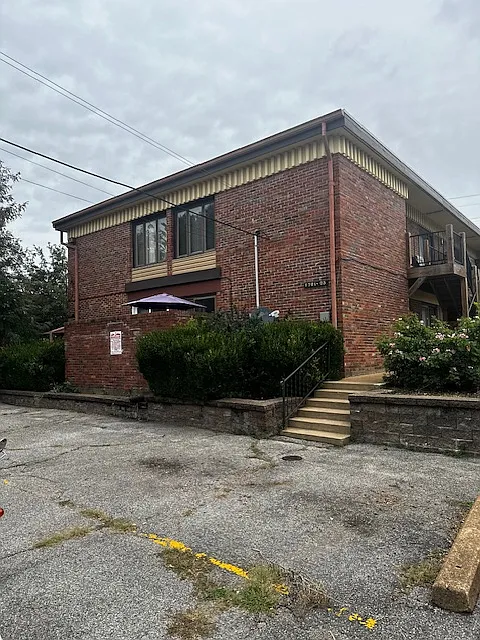 TVC - Bradley Building — Photo 1