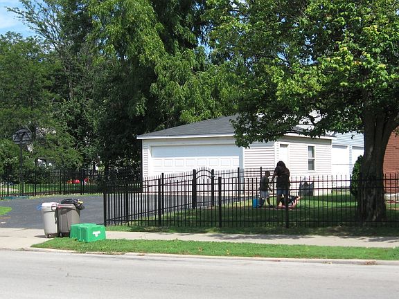 Garage view, 2 1/2 car, resurfaced driveway