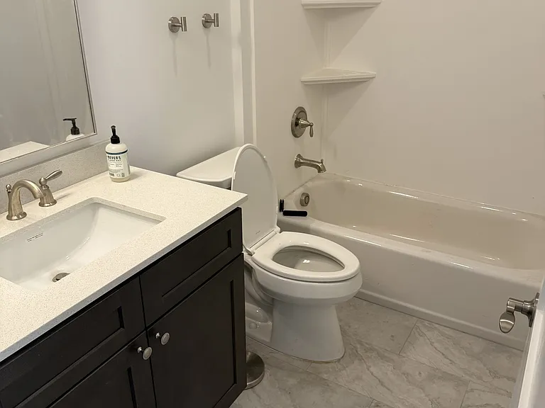 530 E Park Ave — Photo 21