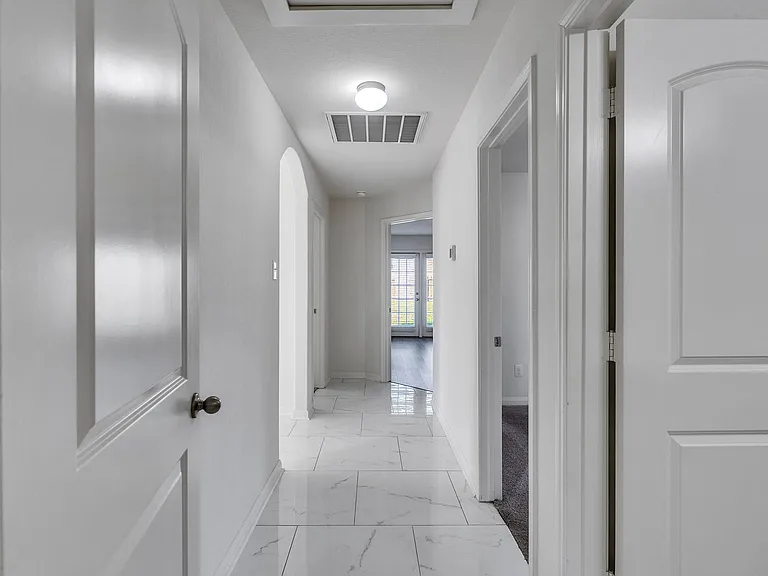 22419 Iron Mill Dr — Photo 19
