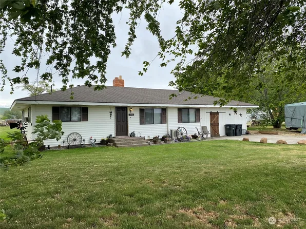 232 Dewitt, Waitsburg, WA 99361