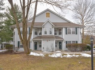 5702 Tudor Dr, Pompton Plains, NJ 07444
