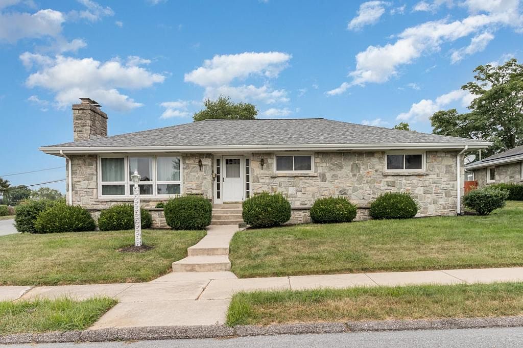 457 Cedar Ave, Hershey, PA 17033 Zillow