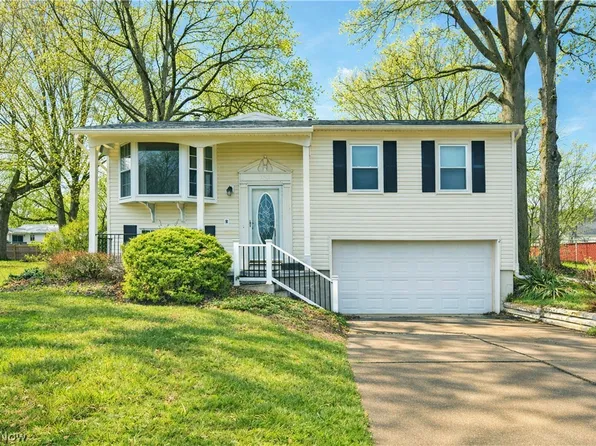 3702 Hightree Ave SE, Warren, OH 44484