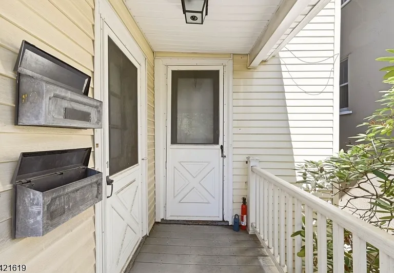 104 Maple Ave #2 — Photo 3