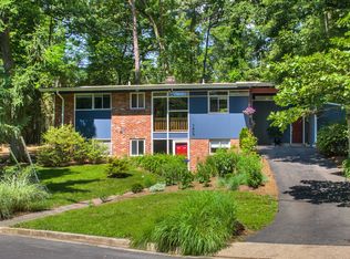 7609 Westminster Ct, Falls Church, VA 22042