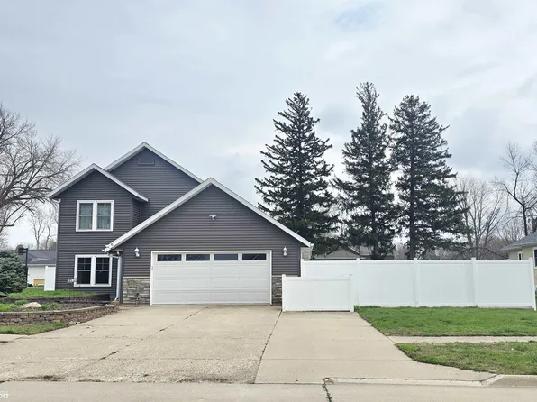 1345 Bush Ave, Garner, IA 50438