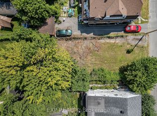 29 Marquette Ave, Ottawa, ON K1L 5K3