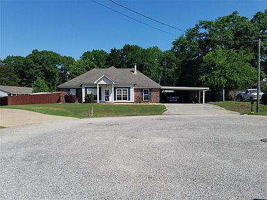 9 Mossey Ln Millbrook Al 36054 Zillow