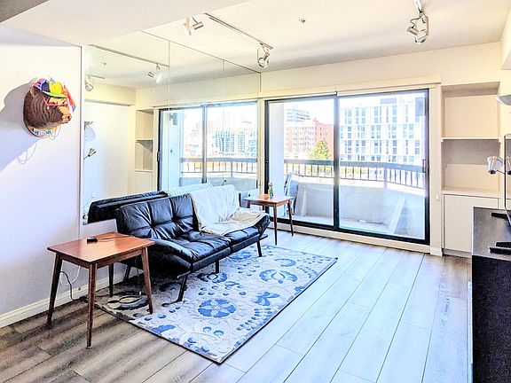 3rd image of 601 Van Ness Ave APT 909