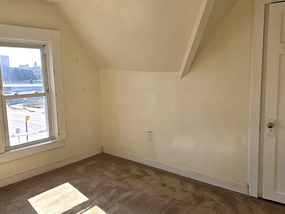 5th image of 43 Southside Pkwy APT 5