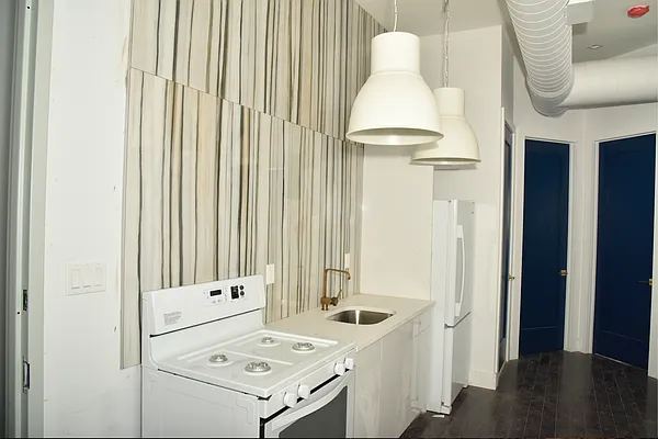 Rented by Midbrook Realty, LLC | media 75