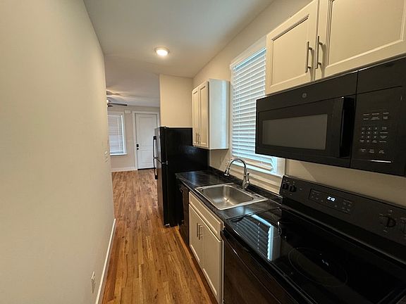 3rd image of 125 Saffarans Ave
