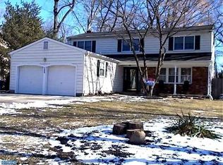 1233 Cardinal Lake Dr, Cherry Hill, NJ 08003