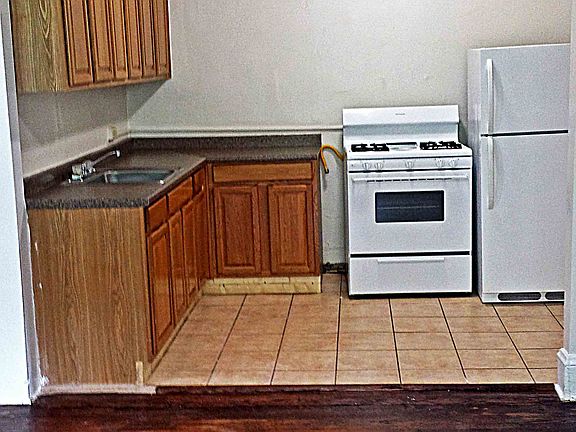 4th image of 12203 Clifton Blvd #1B-1Ba