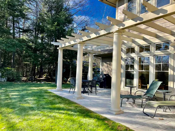 8 Bacchus Circle, Hanover, NH 03755