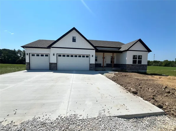 29562 Deerfield Ln, Warrenton, MO 63383