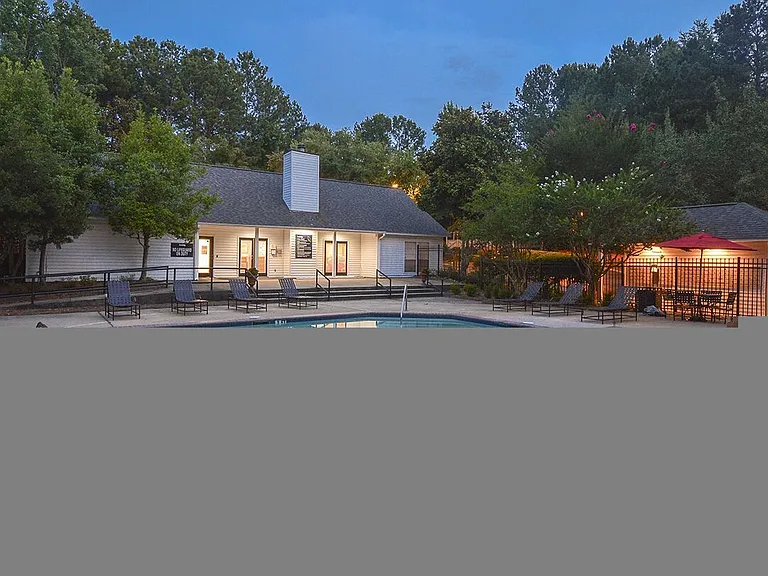 Tara Bridge Apartments — Photo 15