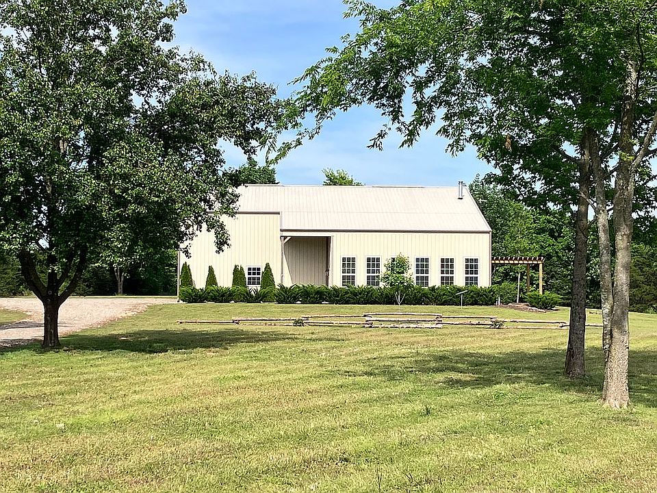 1st image of 576 County Road 2291